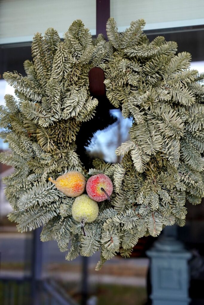 Simple Winter Wreath