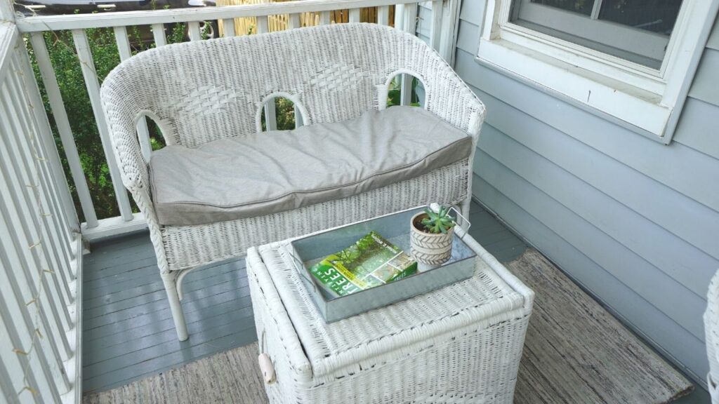 White Wicker Settee