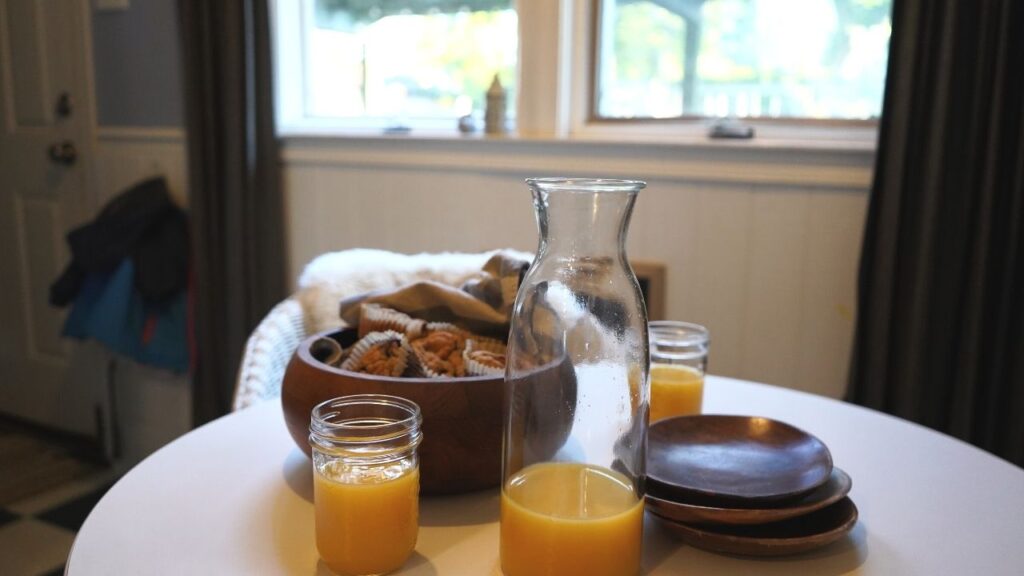 farmhouse breakfast nook table