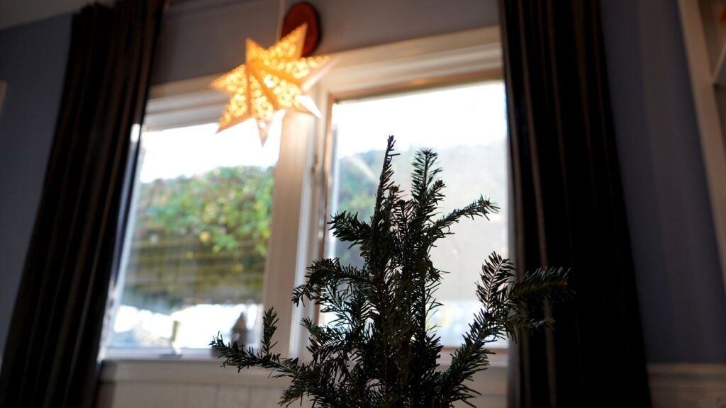 Star Lantern Christmas decor